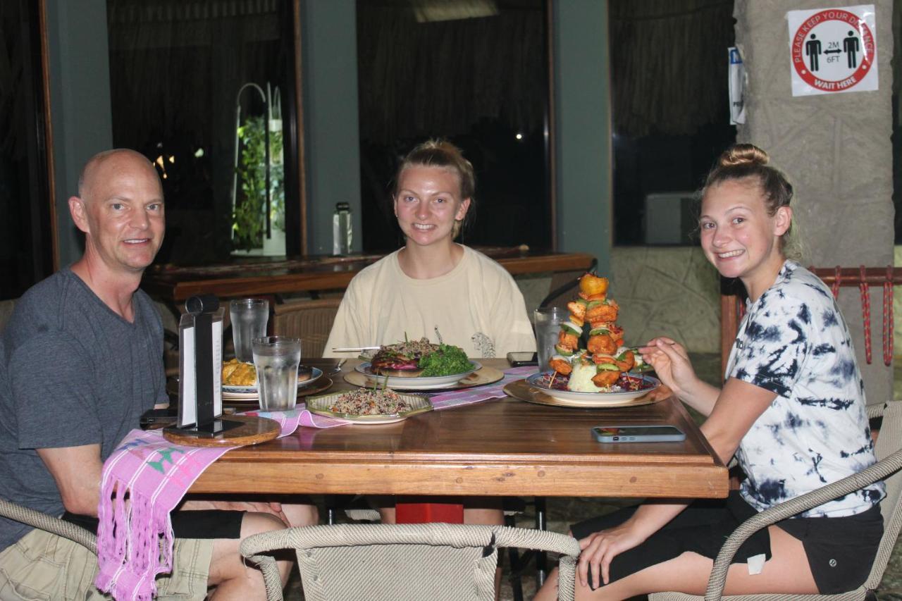 Calico Jack'S Resort Sayab Camp Bagian luar foto